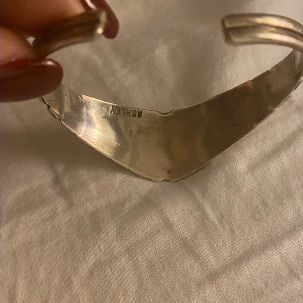 Elegant sterling silver  Women's Cuff Bracelet - Picture 2 of 3